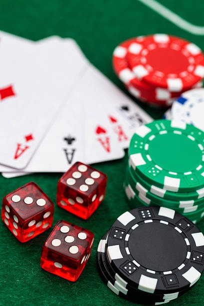 misterihoki platform interface showing football, casino, and esports markets